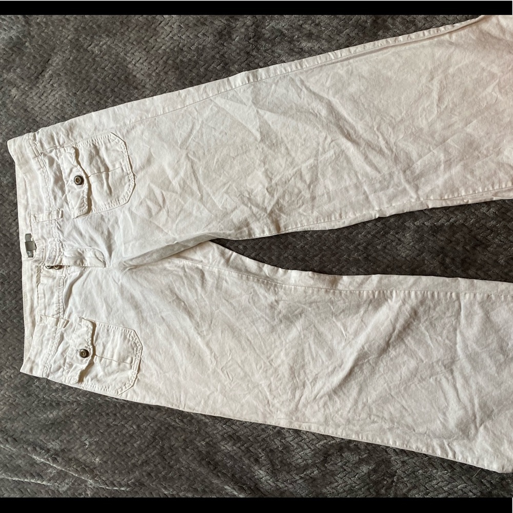 White wide leg pant 👖